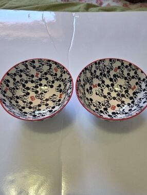 Disney Mickey & Minnie Mouse Tidbitt Set of 2 Bowls.